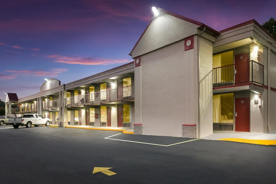 Red Roof Inn Lenoir hotel detail image 6
