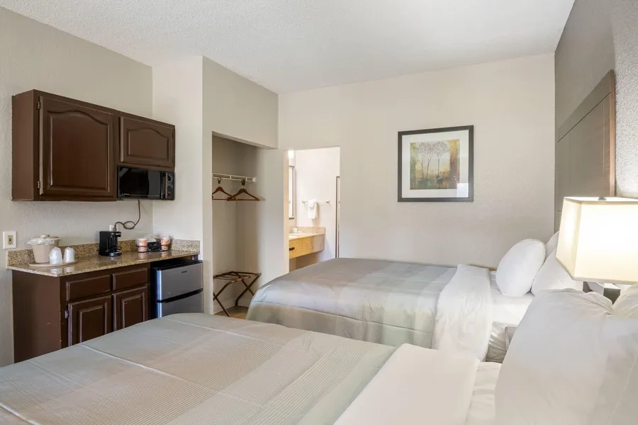 Quality Suites Hickory South hotel detail image 6