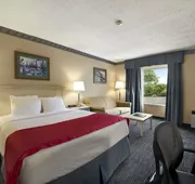Ramada by Wyndham Trenton hotel detail image 3