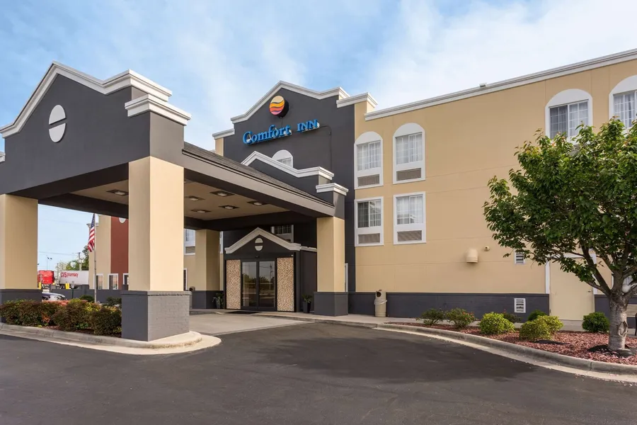Comfort Inn Decatur Priceville hotel detail image 2