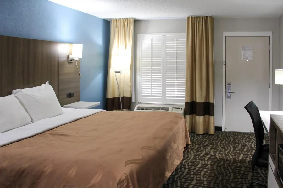 Quality Inn Athens I-65 / Huntsville Area West hotel detail image 2