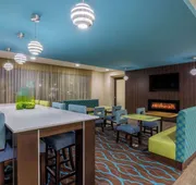 La Quinta Inn & Suites by Wyndham Artesia hotel detail image 7