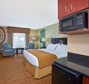 Holiday Inn Express & Suites Sharon-Hermitage by IHG hotel detail image 5