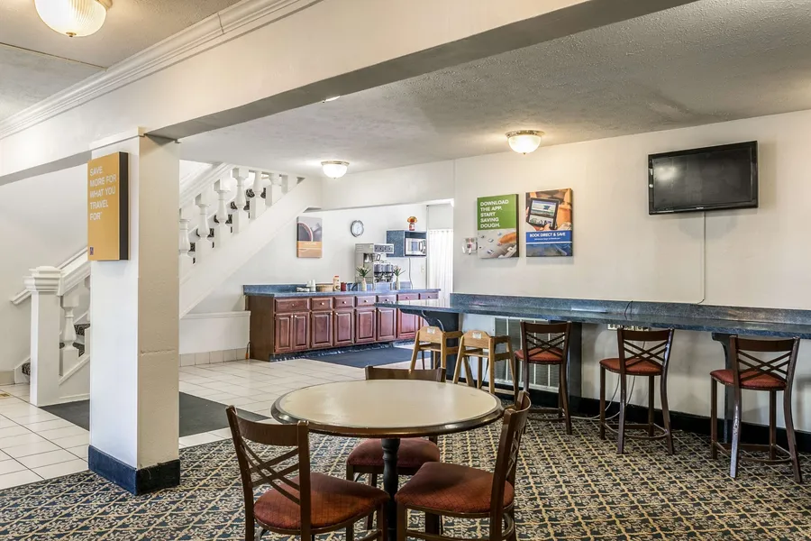 Americas Best Value Inn Edgewood hotel detail image 6