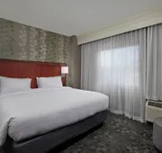 Courtyard by Marriott Bristol hotel detail image 5