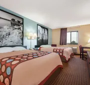 Super 8 by Wyndham Wakeeney hotel detail image 7