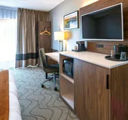 Comfort Inn Lakeshore hotel detail image 7