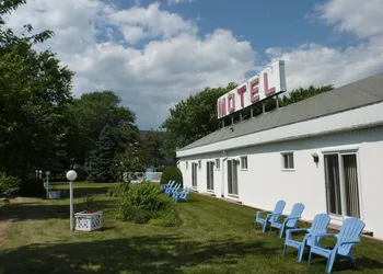 Motel Belle Rivière hotel thumbnail 6