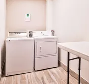 Quality Inn & Suites Beaumont hotel detail image 7