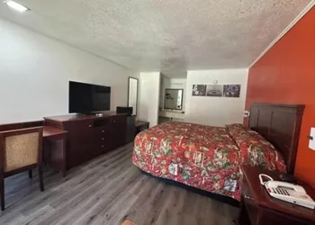 American Inn Motel by Capital O Camden AL hotel thumbnail 6