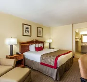 Ramada by Wyndham Houma hotel detail image 4