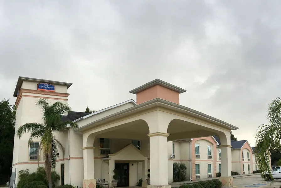 Howard Johnson by Wyndham Houma hotel detail image 2