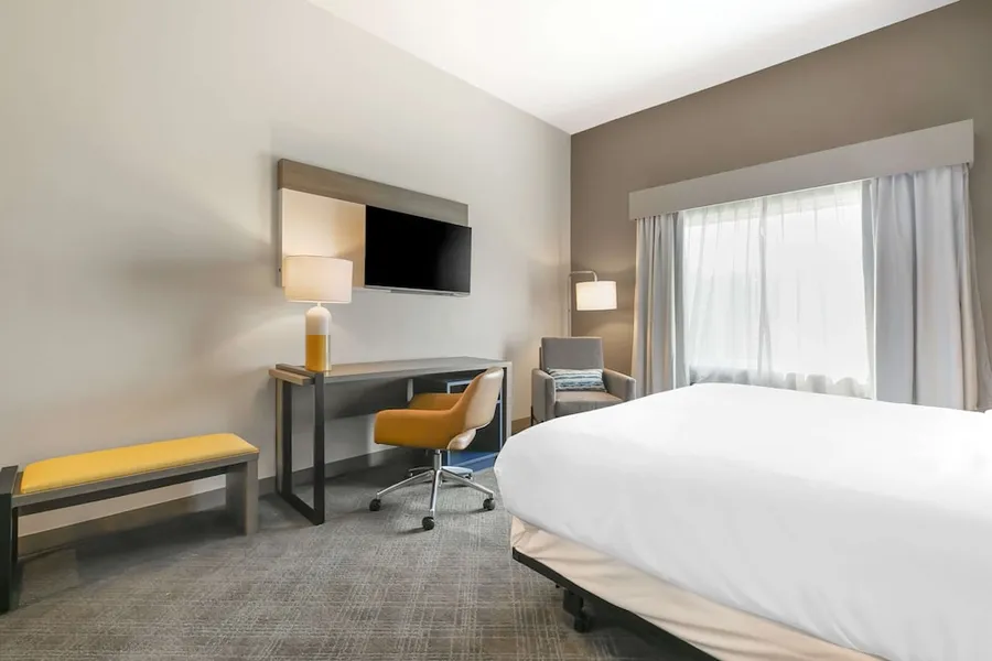 Comfort Inn & Suites Houma hotel detail image 6