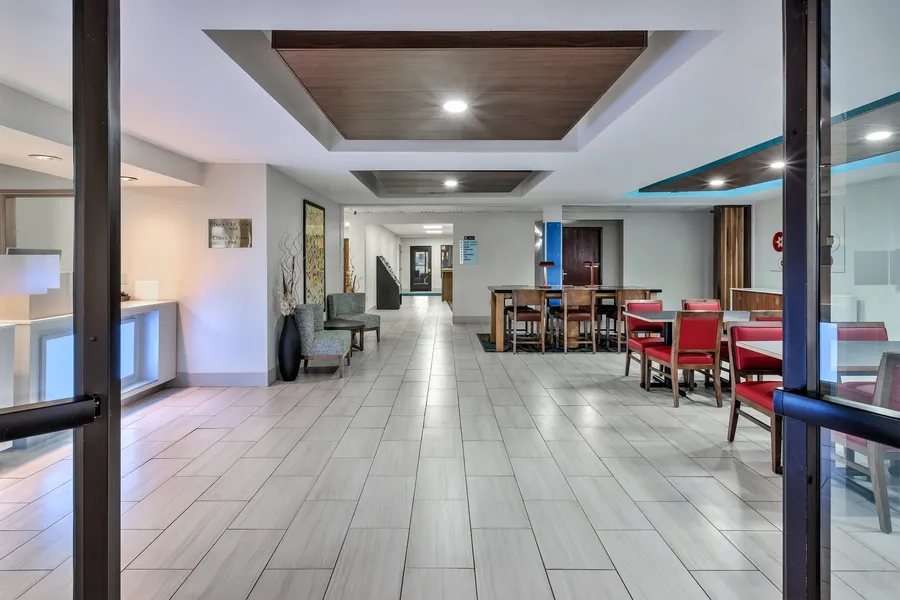 Holiday Inn Express & Suites Three Rivers by IHG hotel detail image 2