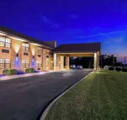 Super 8 by Wyndham Paragould hotel detail image 4