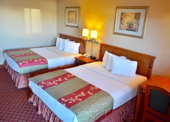 Americas Best Value Inn Stephenville hotel thumbnail 8