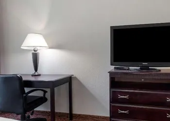 Lake Texoma Inn and Suites to match IHG hotel thumbnail 4