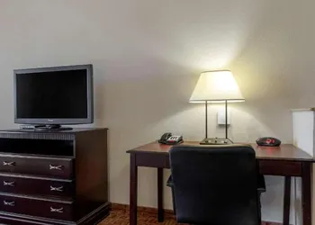 Lake Texoma Inn and Suites to match IHG hotel thumbnail 5