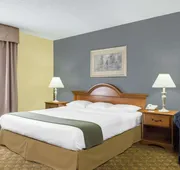 Days Inn by Wyndham Selma hotel detail image 3
