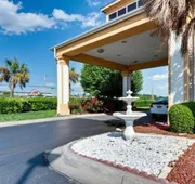 Quality Inn & Suites Monroe hotel detail image 4