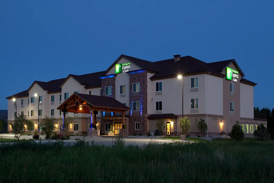 Holiday Inn Express & Suites Silt-Rifle by IHG hotel detail image 2