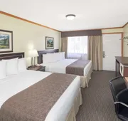 Travelodge by Wyndham Golden Sportsman Lodge hotel detail image 7