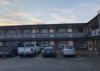 All Seasons Motel hotel thumbnail 3