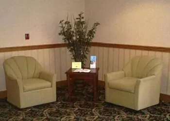 Country Inn & Suites by Radisson, Somerset, KY hotel thumbnail 5