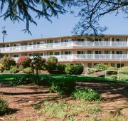 Riverfront Inn Roseburg hotel detail image 3