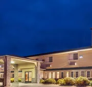 Super 8 by Wyndham Neillsville WI hotel detail image 4