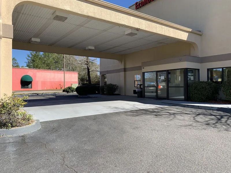 Econo Lodge Dothan West hotel detail image 2