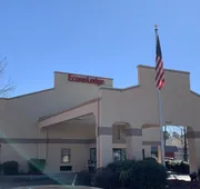 Econo Lodge Dothan West hotel detail image 4