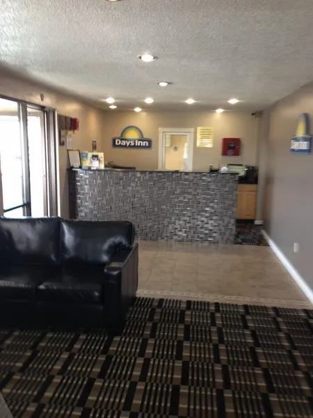 Days Inn by Wyndham Cloverdale Greencastle hotel detail image 2