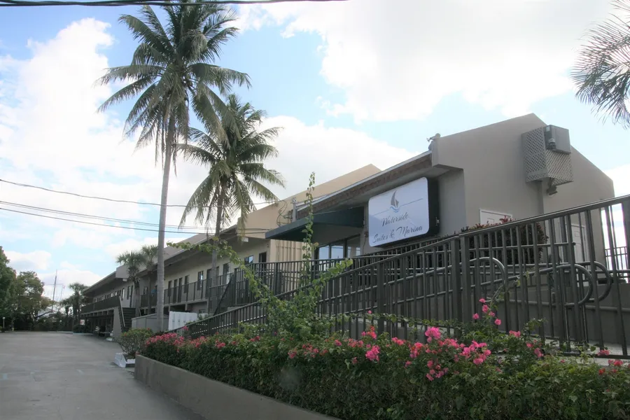 Waterside Suites & Marina hotel detail image 2