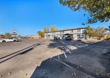 Budget Motel hotel thumbnail 5