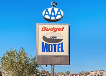 Budget Motel hotel thumbnail 6