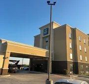 Quality Inn & Suites Pearsall hotel detail image 3