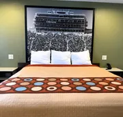 Super 8 by Wyndham Frankfort IN hotel detail image 3