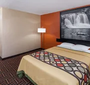 Super 8 by Wyndham Rochester hotel detail image 3