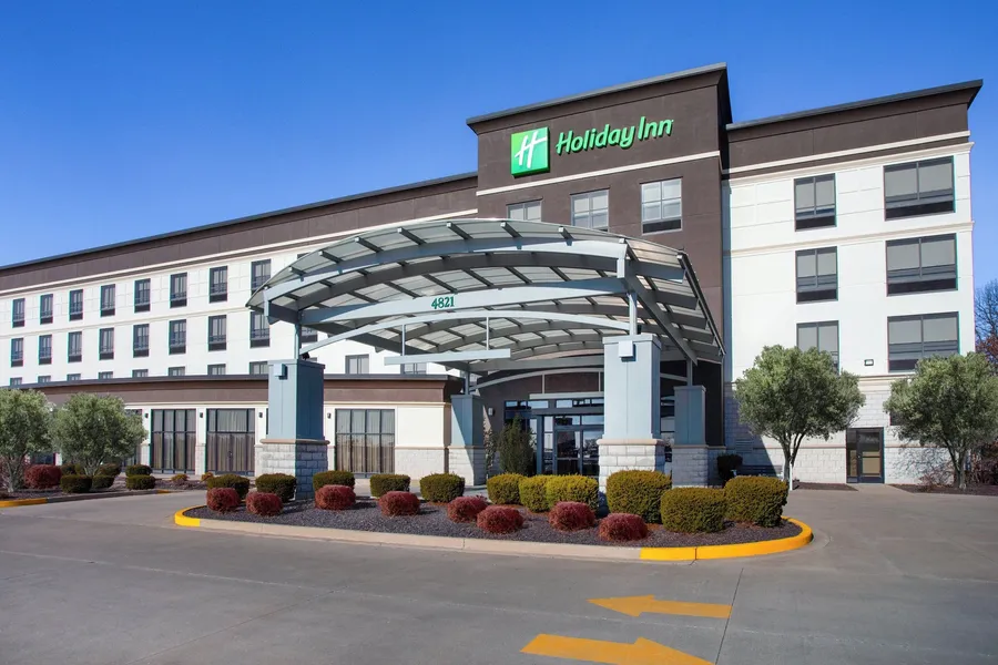 Holiday Inn Quincy East by IHG hotel detail image 6