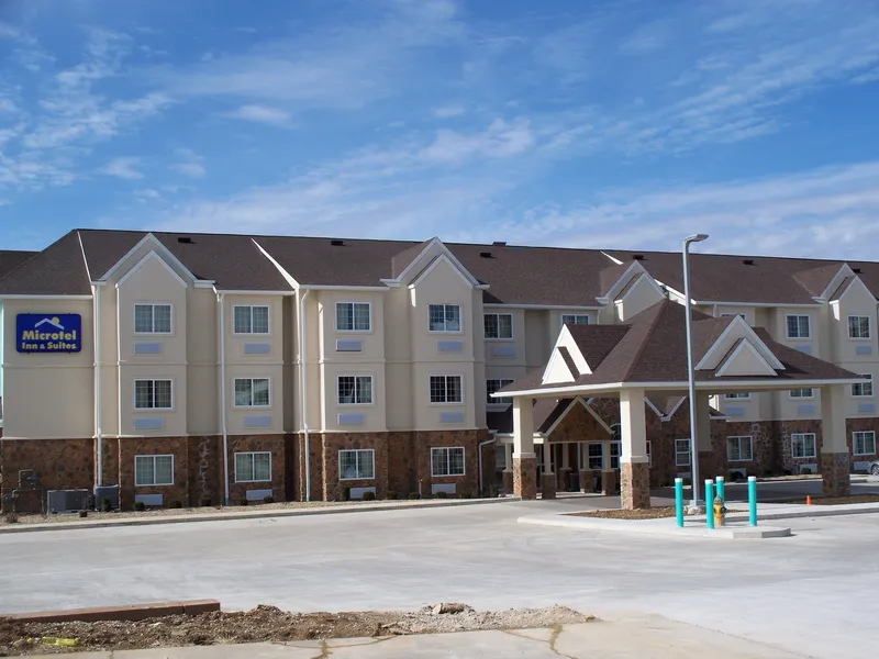 Microtel Inn & Suites by Wyndham Quincy Downtown/River Area hotel detail image 2