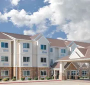 Microtel Inn & Suites by Wyndham Quincy Downtown/River Area hotel detail image 4