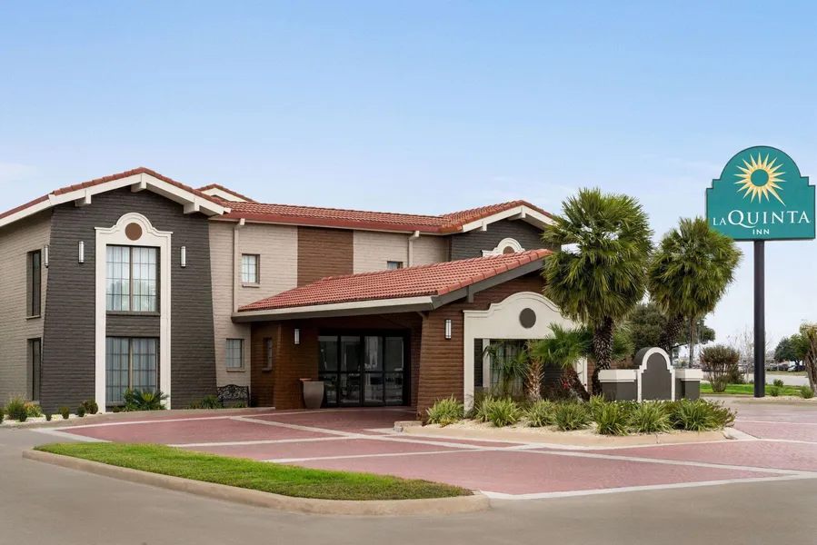La Quinta Inn by Wyndham Victoria hotel detail image 2