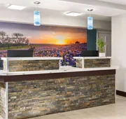 La Quinta Inn by Wyndham Victoria hotel detail image 4