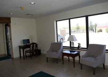 AmeriVu Inn & Suites hotel thumbnail 7