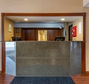 Quality Inn & Suites Warren hotel detail image 3