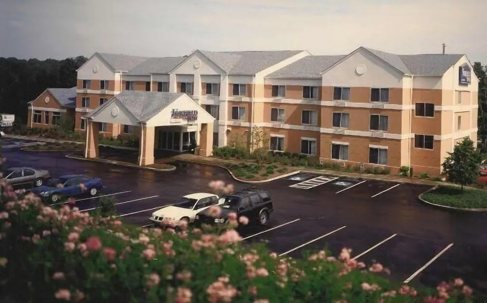 Fairfield Inn & Suites by Marriott Butler hotel detail image 2