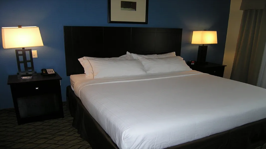 Holiday Inn Express & Suites Belle Vernon by IHG hotel detail image 6