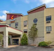 Comfort Suites Monaca hotel detail image 4