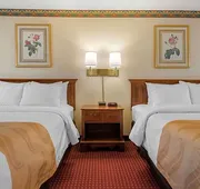Quality Inn Breeze Manor hotel detail image 3